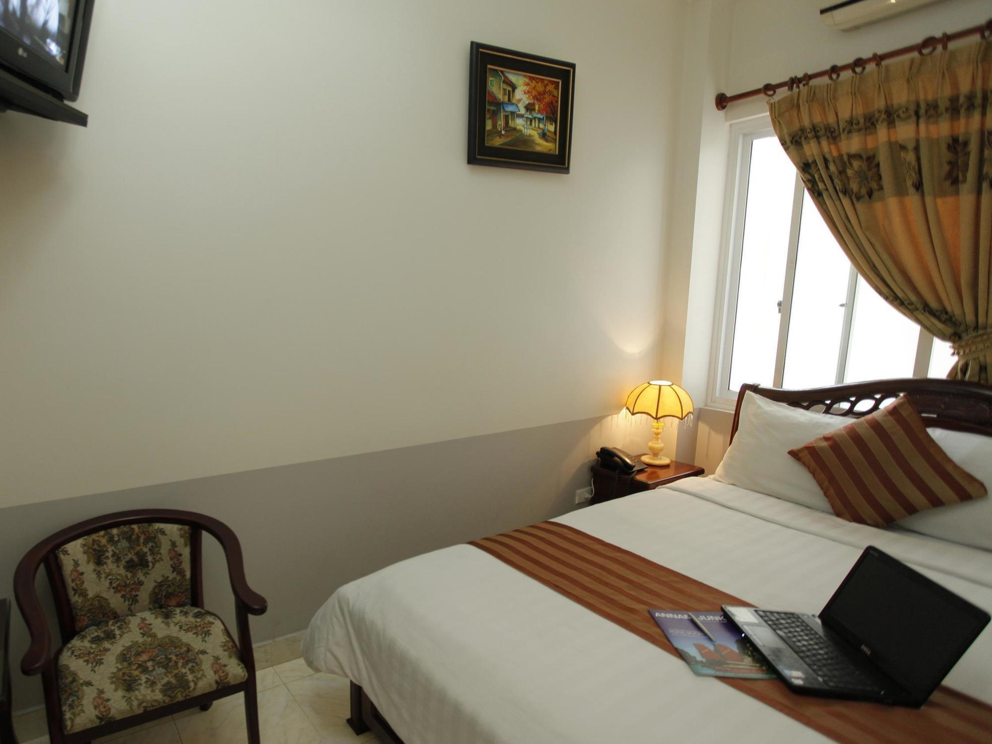 Delica Premium Hotel Hanoi Exterior foto